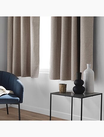 Cortina opaca con ojales en chambray liso