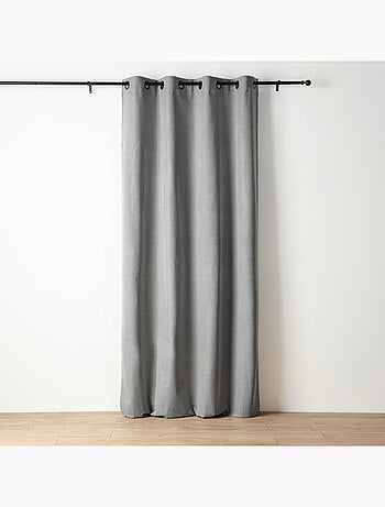 Cortina opaca con ojales