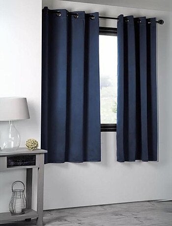 Cortina opaca lisa 210gr/m2
