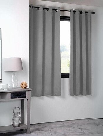 Cortina opaca lisa 210gr/m2