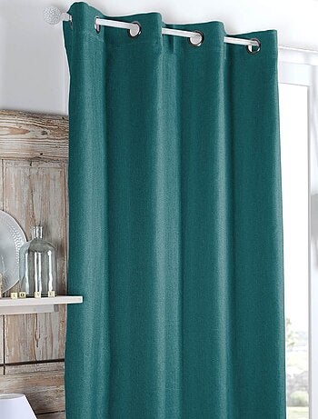 Cortina opaca y aislante con forro de polar