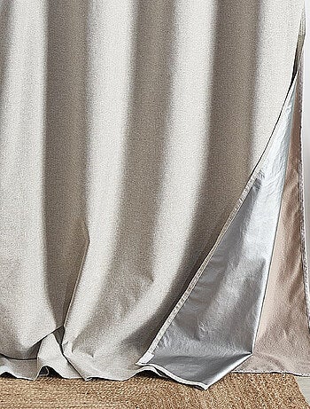 Cortina Opaca y Aislante Térmica Invierno/Verano