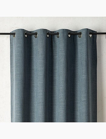 Cortina térmica y de oscurecimiento con forro polar y ojales