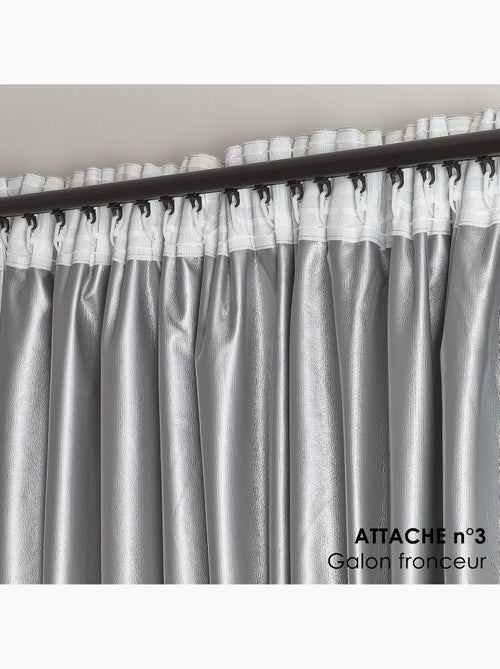 Cortina térmica y opaca de verano con sistema de sujeción 3 en 1 luz - Kiabi Cortina térmica y opaca de verano con sistema de sujeción 3 en 1 luz - Kiabi