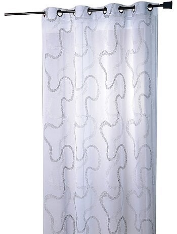 Cortina transparente bordada con motivos en zigzag