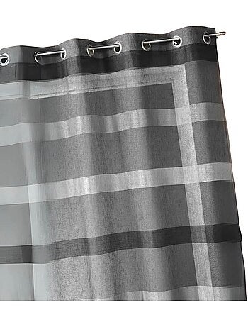 Cortina vaporosa con rayas horizontales degradadas, lista para colocar