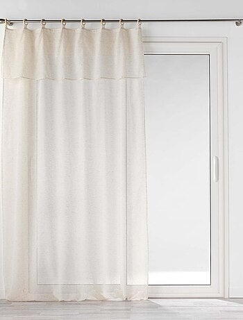 Cortinas de madera con volantes y ojales