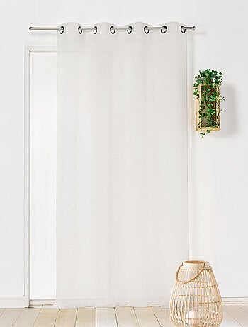 Cortinas lisas que eliminan el aire