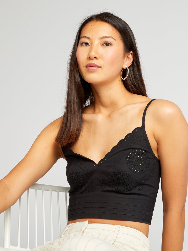 Crop top con bordado inglés negro - Kiabi