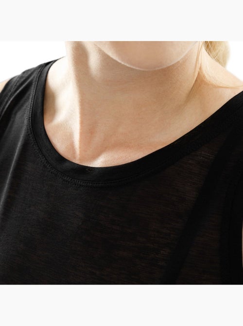 Crop top sin mangas entrenamiento mujer fitness mujer beat - Kiabi Crop top sin mangas entrenamiento mujer fitness mujer beat - Kiabi