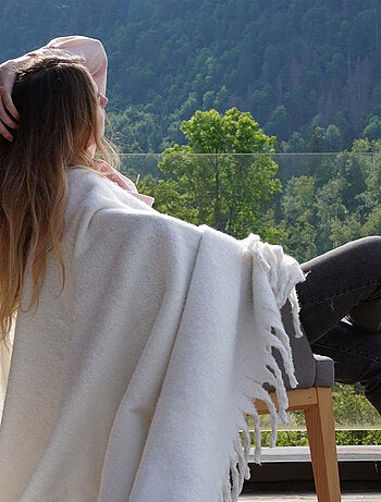 Cuadros efecto mohair con flecos retorcidos