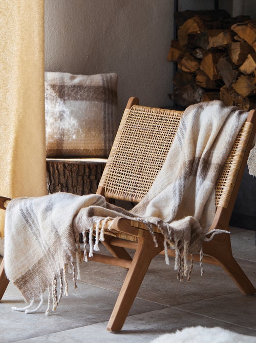Cuadros escoceses con efecto mohair - Kiabi Cuadros escoceses con efecto mohair - Kiabi