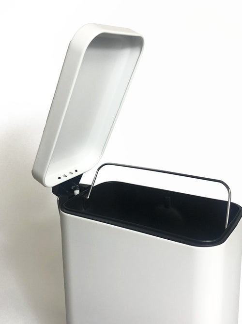 Cubo de basura con pedal para el baño 5 litros - Kiabi