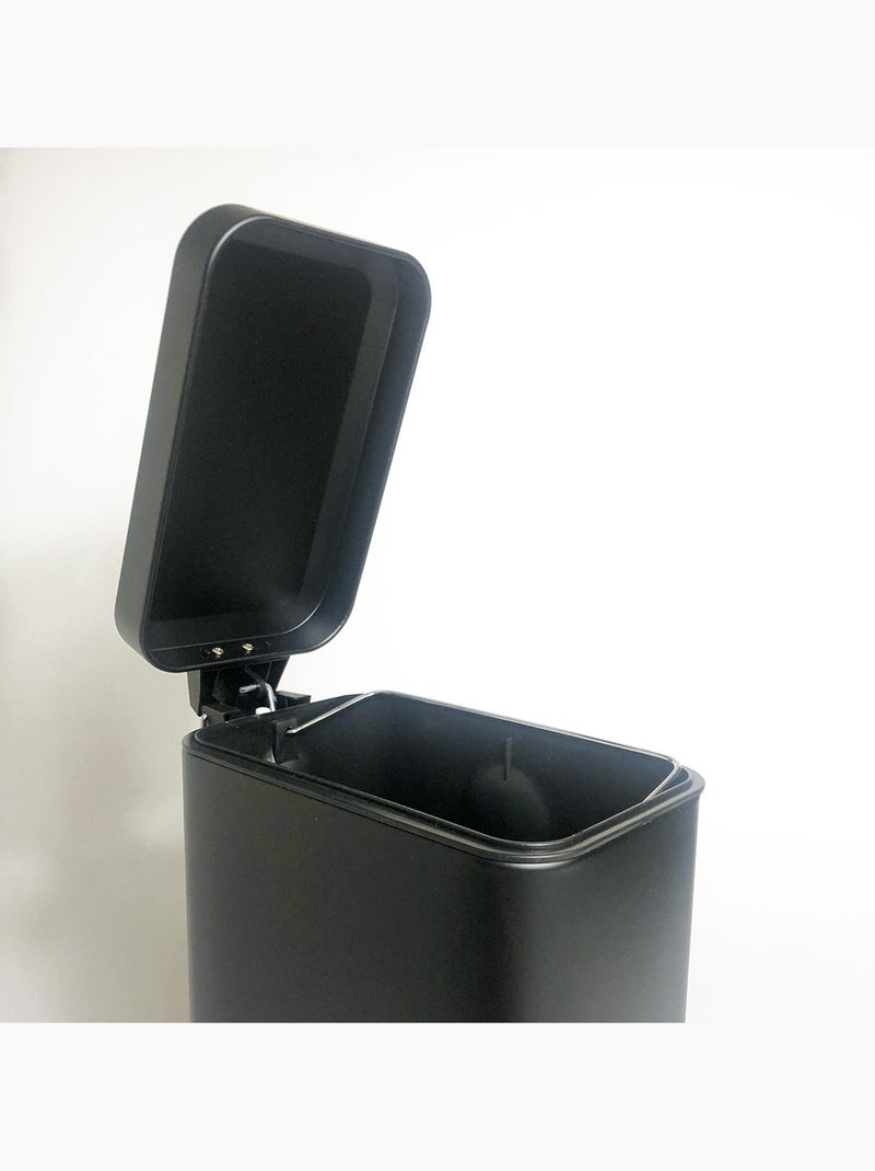 Cubo de basura con pedal para el baño 5 litros Negro Negro - Kiabi