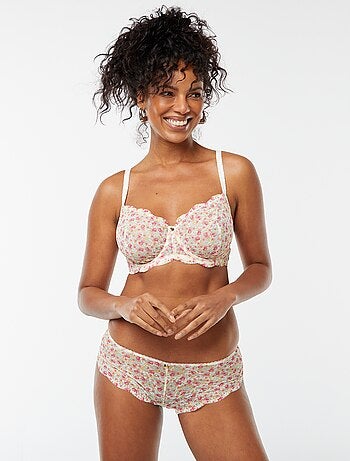Culotte de encaje de flores con calados