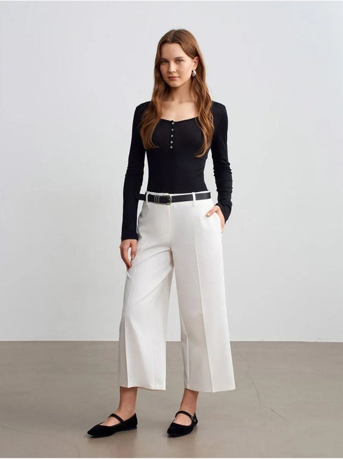 Culottes de crepé de tiro alto con cinturón dilvin - Kiabi Culottes de crepé de tiro alto con cinturón dilvin - Kiabi