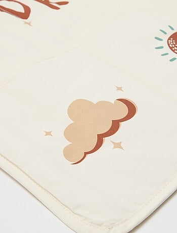 Decoración para la pared con bolsillos de almacenaje