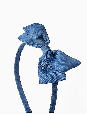 Diadema con lazo en la parte superior