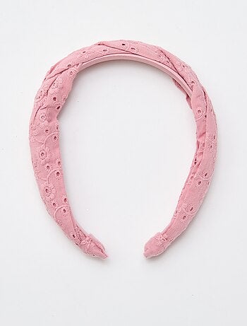 Diadema de bordado inglés