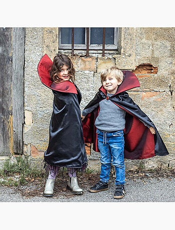 Disfraz infantil capa de vampiro real | great pretenders