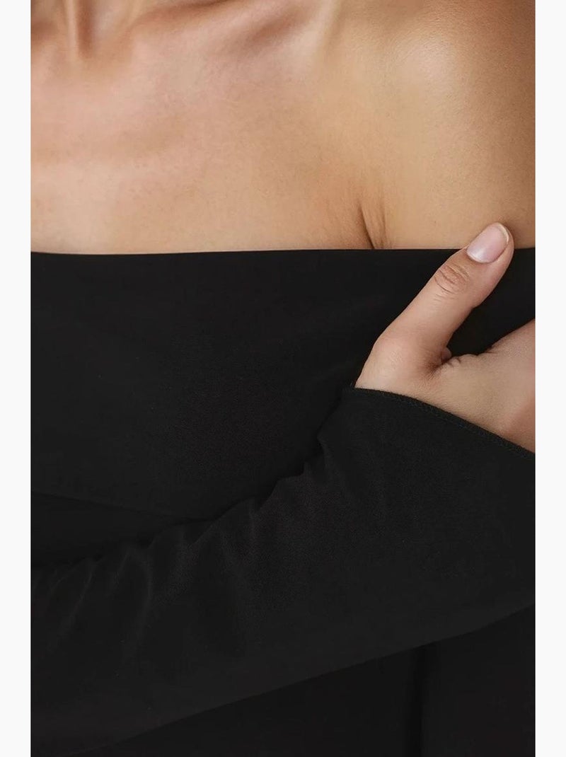 Elegante top ajustado de manga larga con cuello barco hiccup Negro - Kiabi