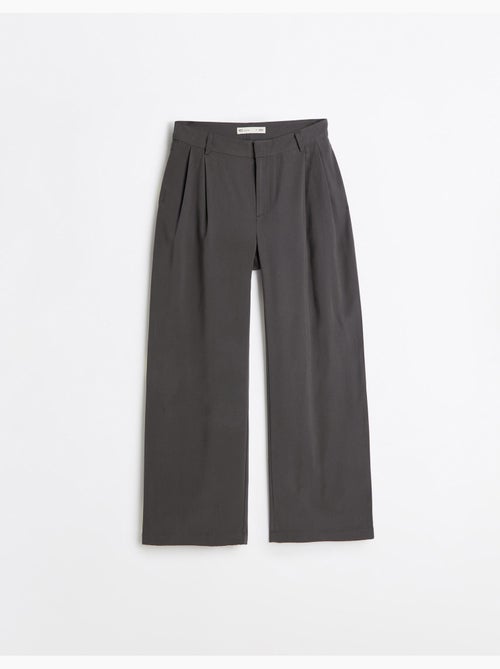 Elegantes pantalones plisados, mo fashion - Kiabi Elegantes pantalones plisados, mo fashion - Kiabi