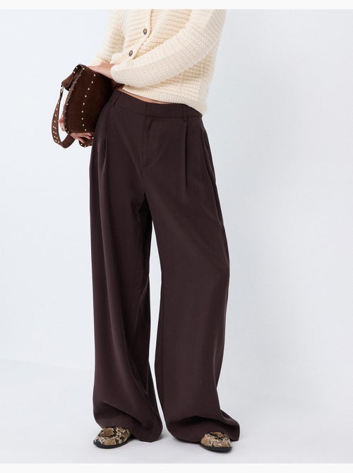 Elegantes pantalones plisados, mo fashion - Kiabi Elegantes pantalones plisados, mo fashion - Kiabi
