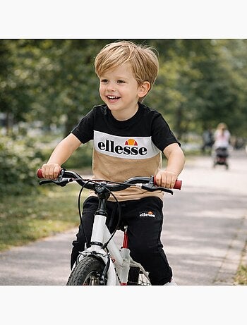 Ellesse - Conjunto infantil 3 piezas compuesto por dos camisetas y un pantal?n de ch?ndal