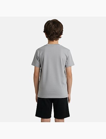 Ellesse - Conjunto niño práctico y moderno compuesto por dos camisetas y un pantalón corto