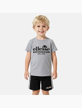 Ellesse - Conjunto niño práctico y moderno compuesto por dos camisetas y un pantalón corto