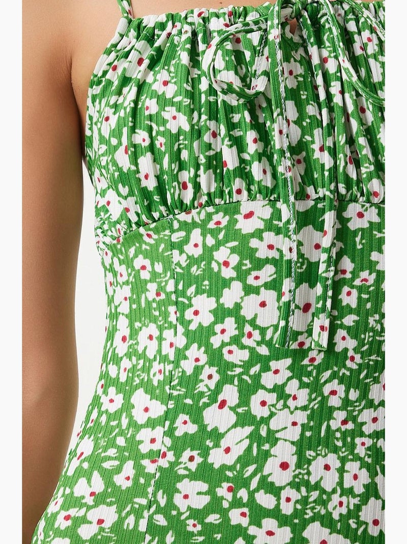 Estambul vestido midi ajustado con estampado floral y abertura istanbul Verde anís - Kiabi