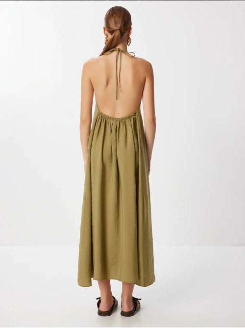 Estambul vestido midi drapeado con cuello halter istanbul - Kiabi Estambul vestido midi drapeado con cuello halter istanbul - Kiabi