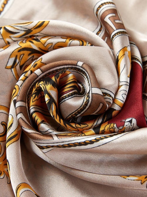 Estola Seda Versusdesign - Kiabi Estola Seda Versusdesign - Kiabi