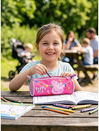 Estuche cilíndrico 21 cm en poliéster peppa pig