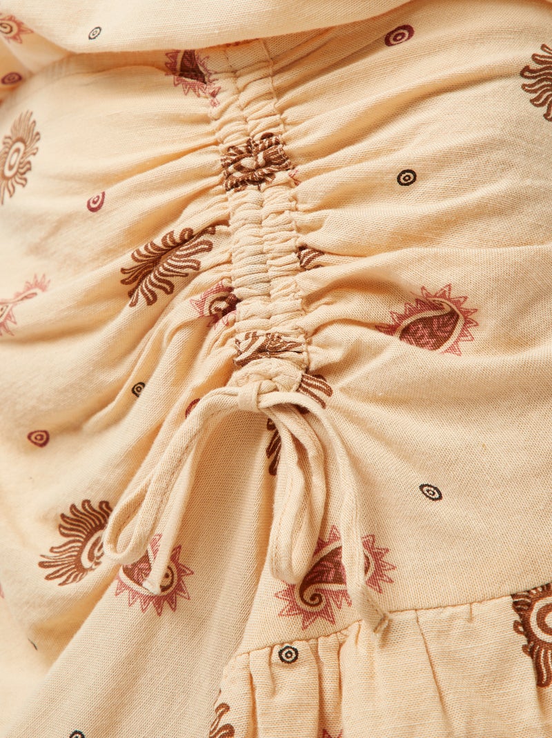 Falda corta con volantes en el bajo a capas BEIGE - Kiabi
