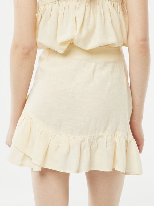 Falda corta con volantes en el bajo a capas - Kiabi