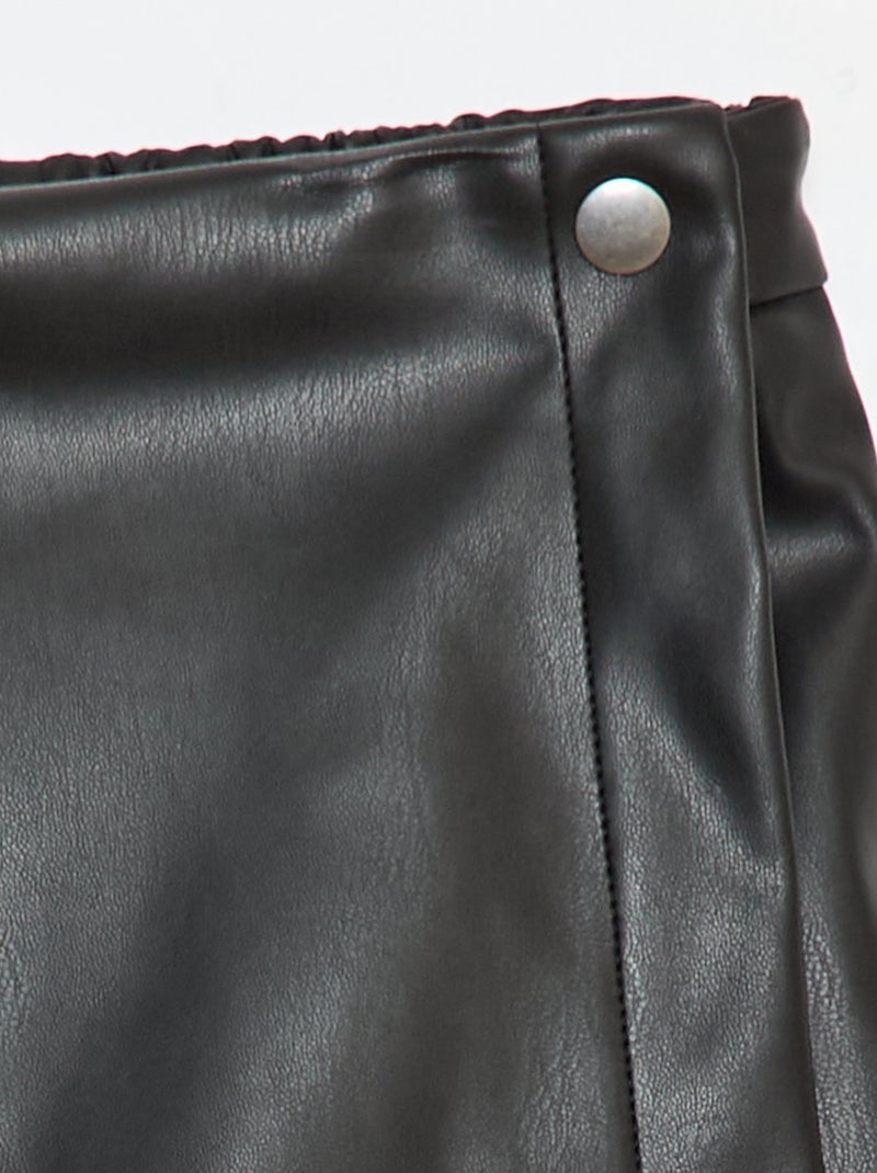 Falda corta de polipiel Negro - Kiabi
