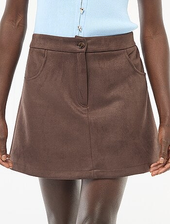 Falda corta efecto ante