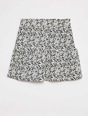 Falda corta evasé de flores