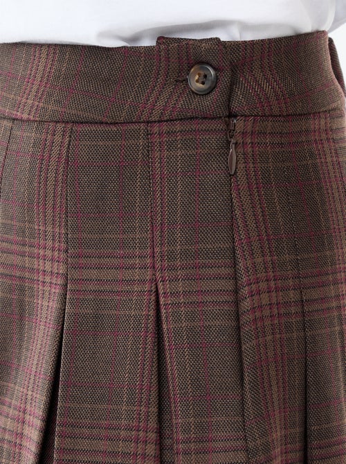 Falda corta plisada con cremallera - Kiabi