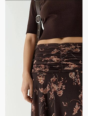 Falda cruzada midi estampada con detalle de volante hiccup
