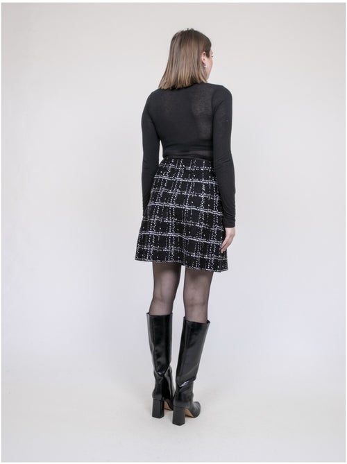 Falda de punto con botones delanteros XIVRY - Kiabi Falda de punto con botones delanteros XIVRY - Kiabi
