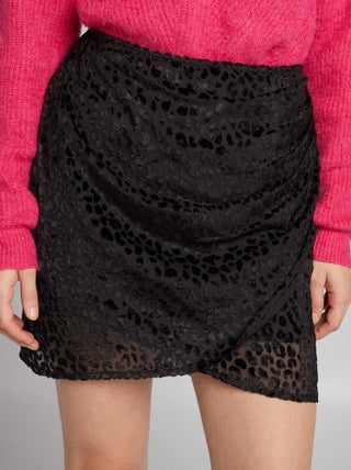 Falda de terciopelo