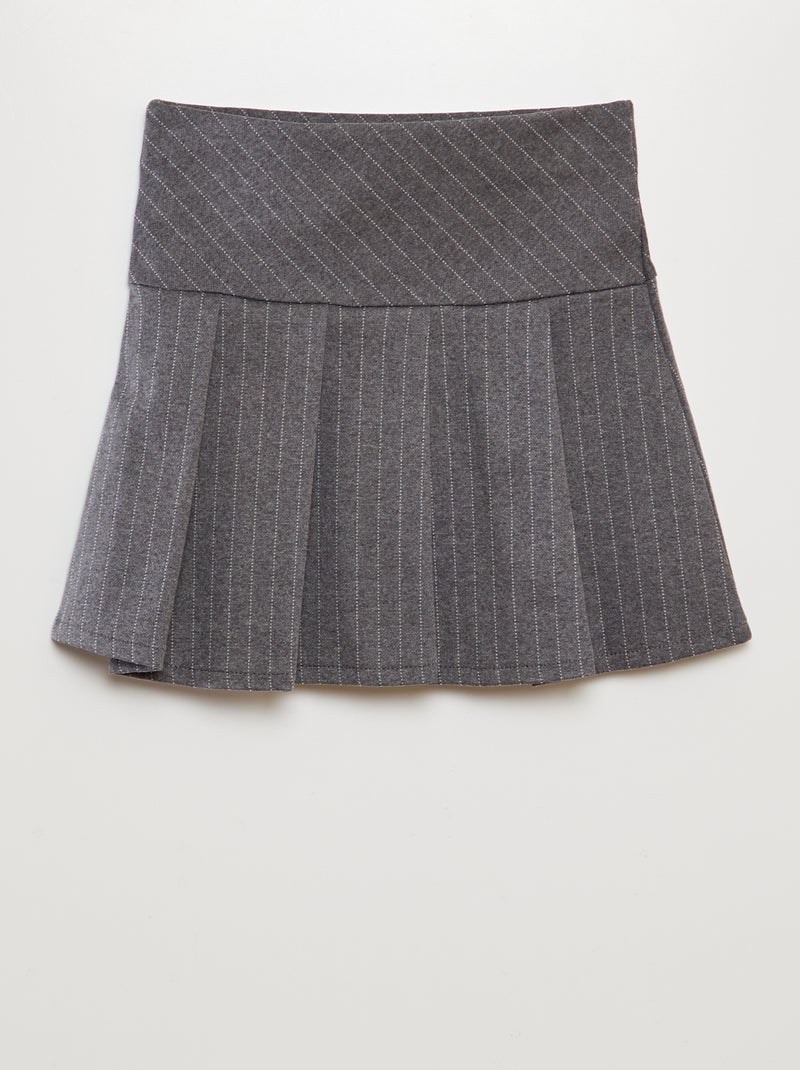 Falda estilo tennis de rayas GRIS - Kiabi