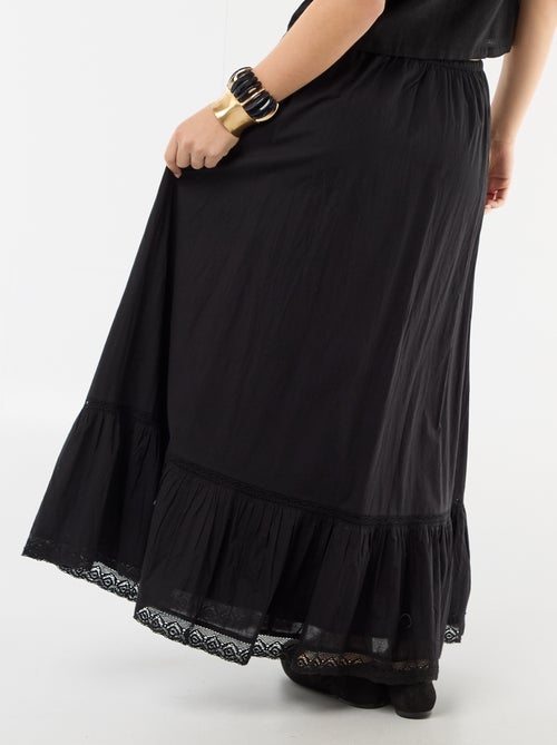 Falda larga acampanada con macramé - Kiabi