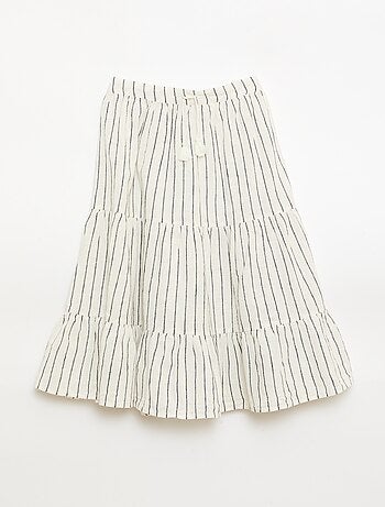 Falda larga de rayas con volantes
