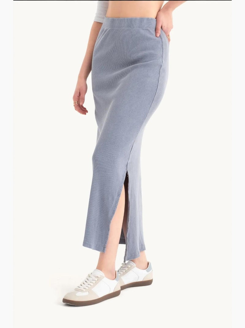 Falda midi básica con cintura elástica y tiro medio hiccup Gris - Kiabi