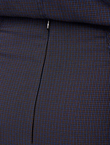 Falda midi de corte ajustado