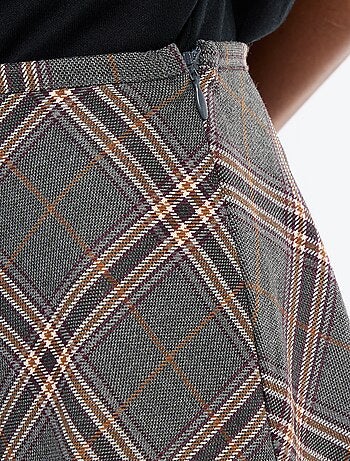 Falda midi de cuadros