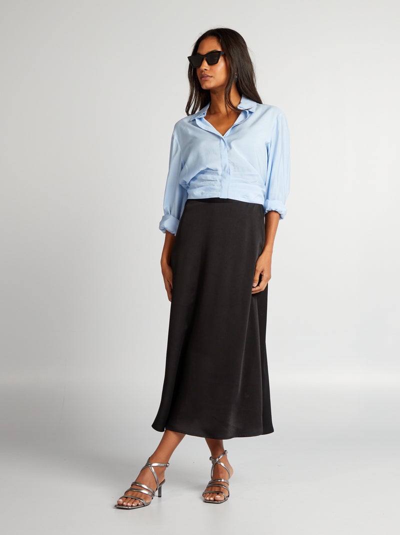 Falda midi de raso negro - Kiabi